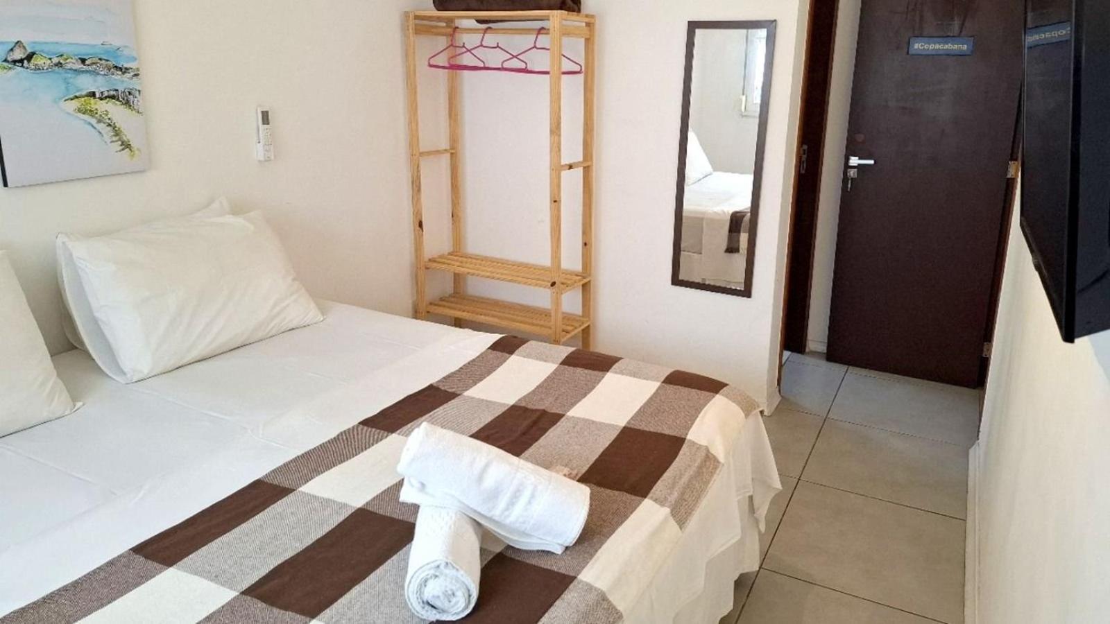 Pousada Fullano _ Entre Copacabana E Ipanema - Suites Privativas Confortaveis! Ріо-де-Жанейро Екстер'єр фото